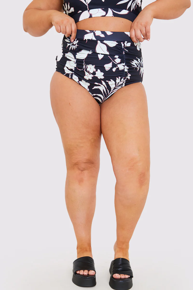 Control Floral Print Ruched High Waisted Bottoms - Image 3