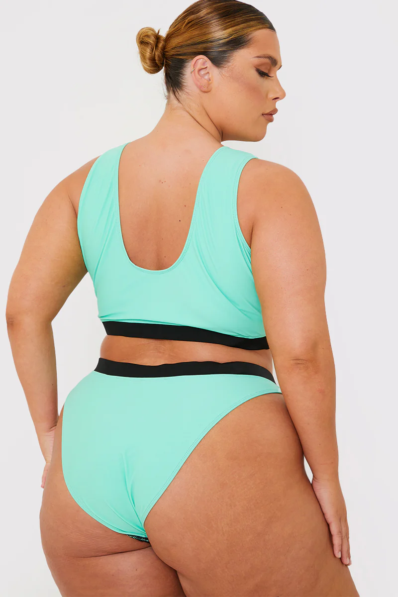 Mint and Bikini Bottoms - Image 10