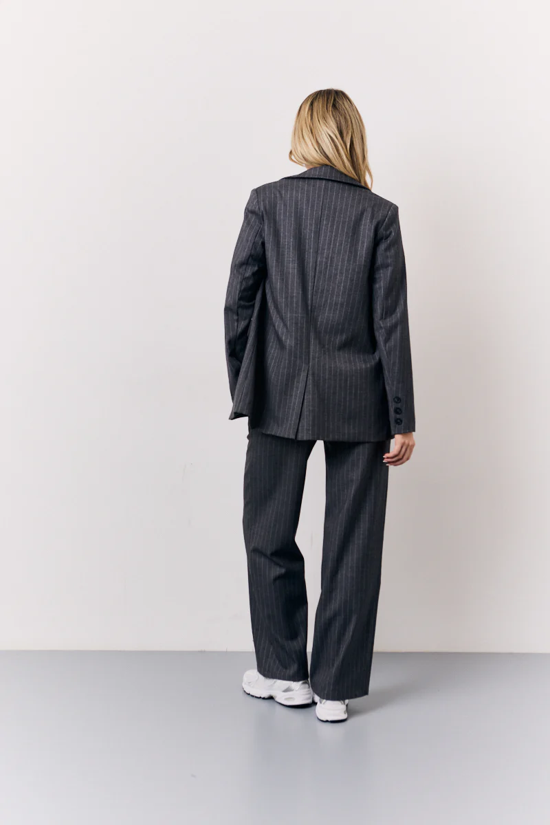 Grey Pinstripe Tailored Blazer - Image 5