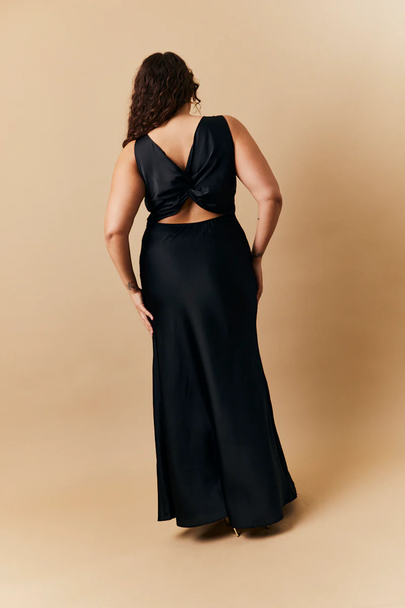 Black Satin Twist Back Maxi Dress - Image 3