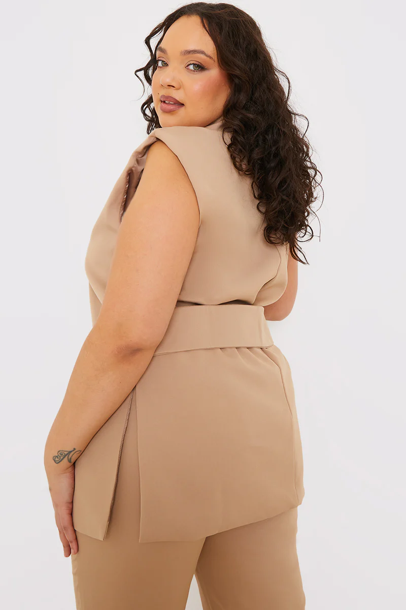 Sleeveless Oversized Blazer - Image 17