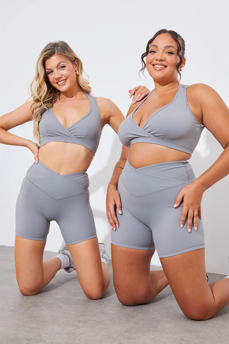 Soft Touch Medium Support Halter Neck Sports Bra - Image 15