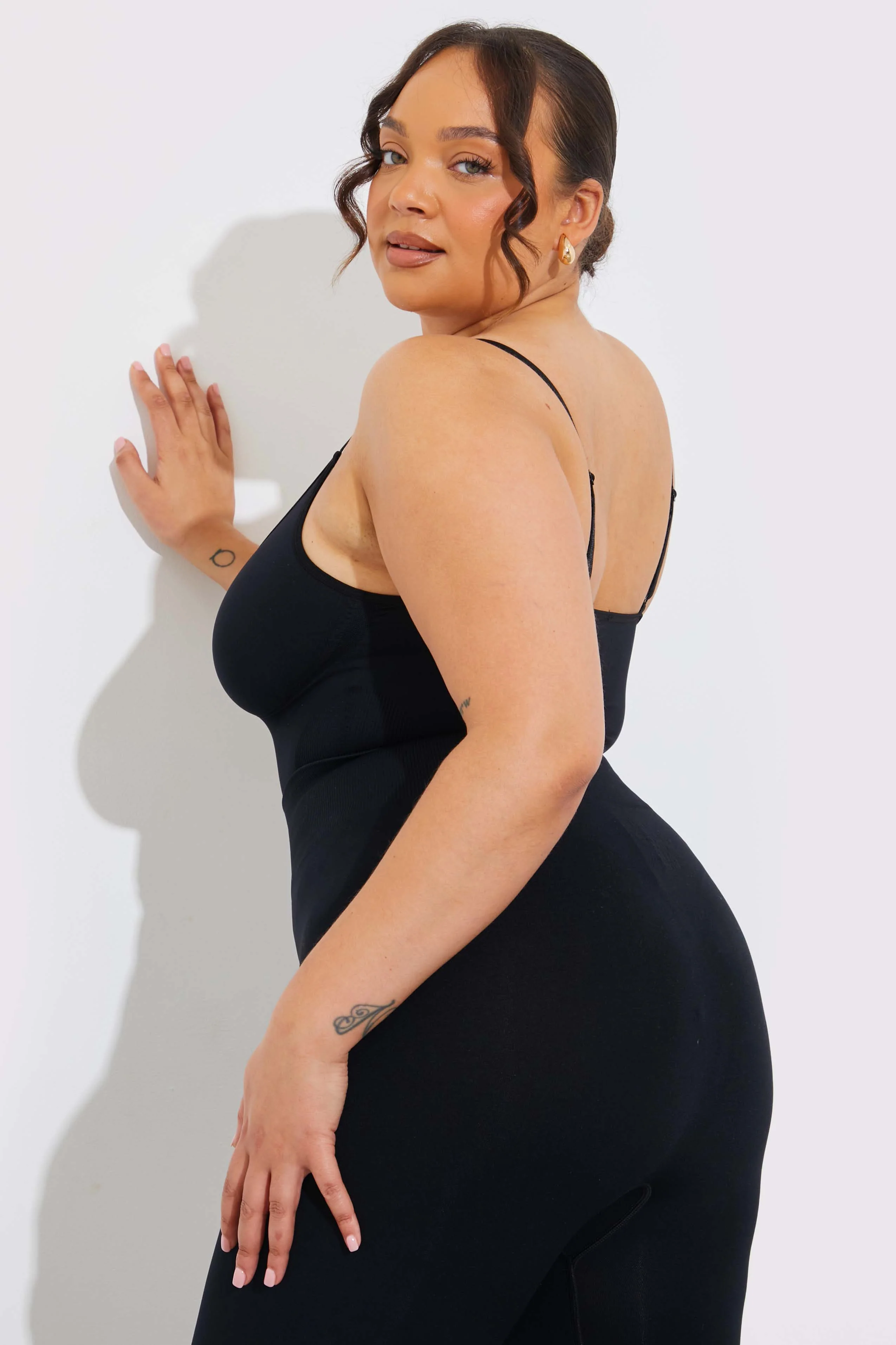 Seamless Strappy Snatched Shapewear Bodysuit - Image 9