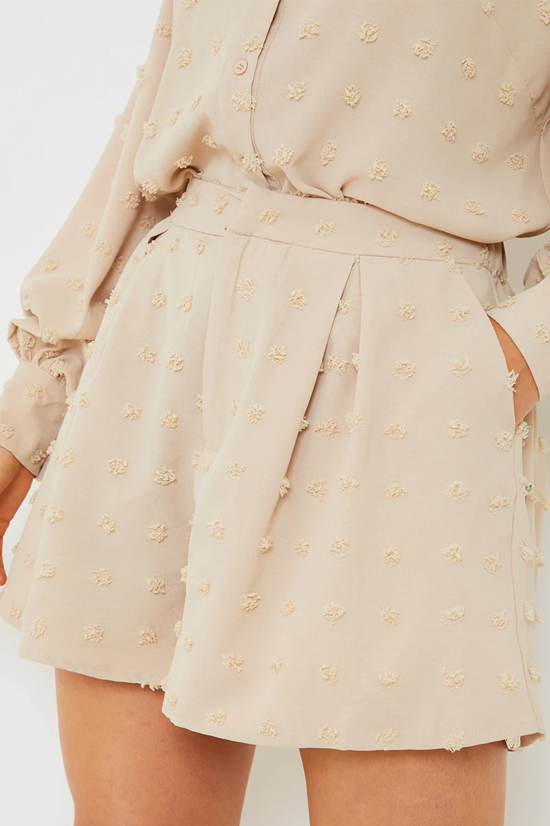 Textured Dobby Detail Co-Ord Shorts - Image 3