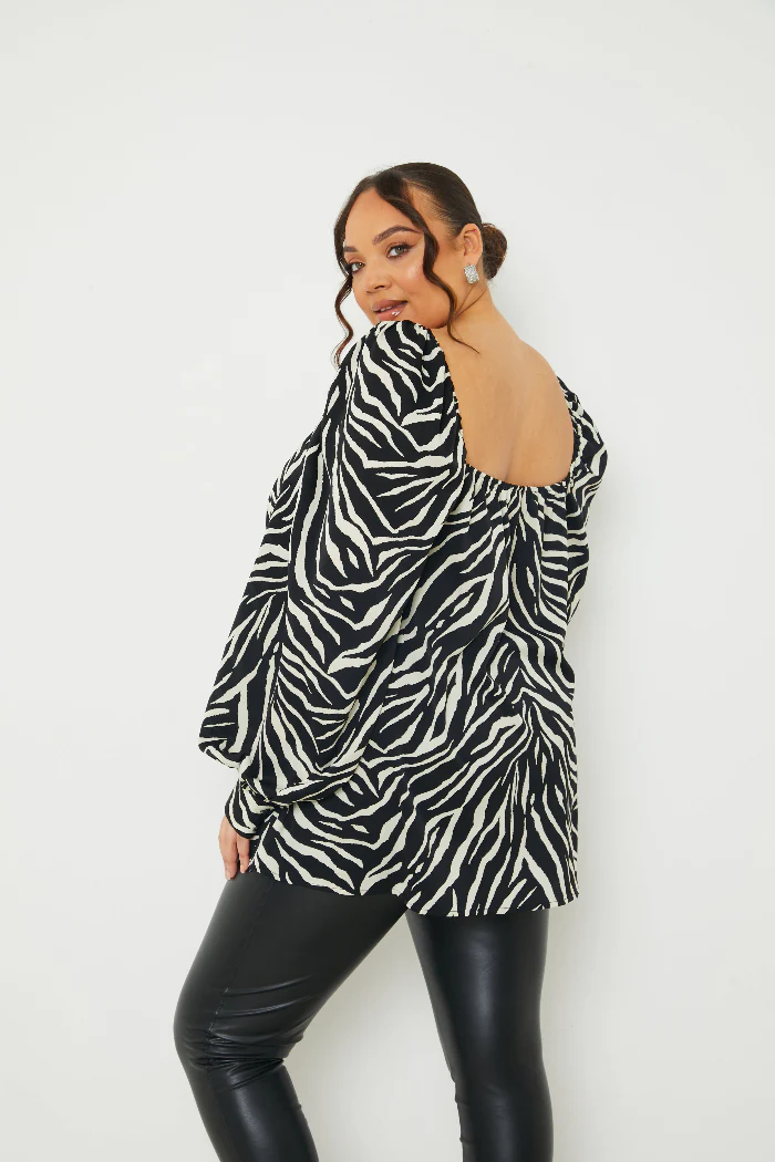 Zebra Woven Balloon Sleeve Blouse - Image 12